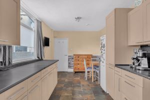 Photo 11- click for photo gallery